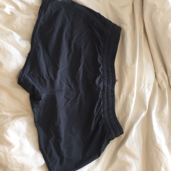 Board shorts - Picture 2 of 3